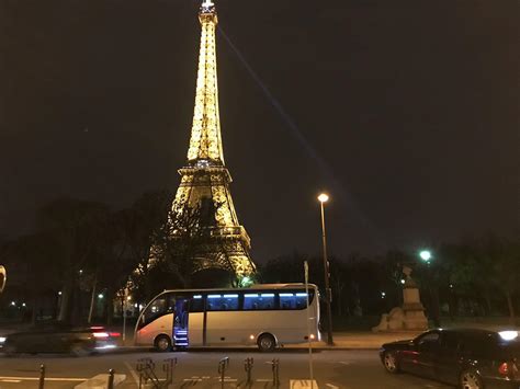 coach trip to paris from uk.